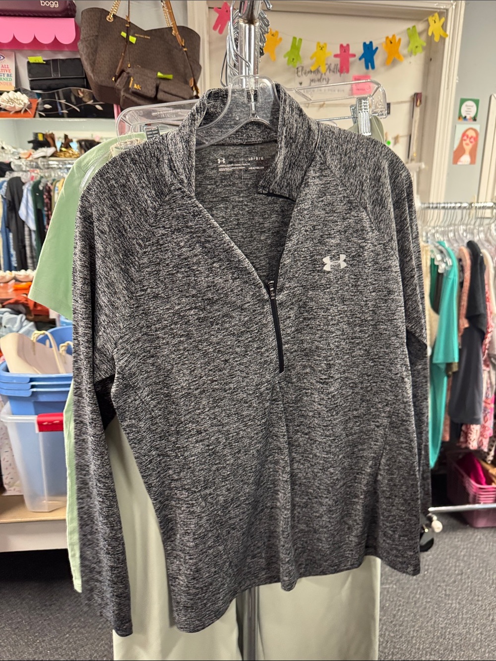 Under armour quarter zip top L // 091319